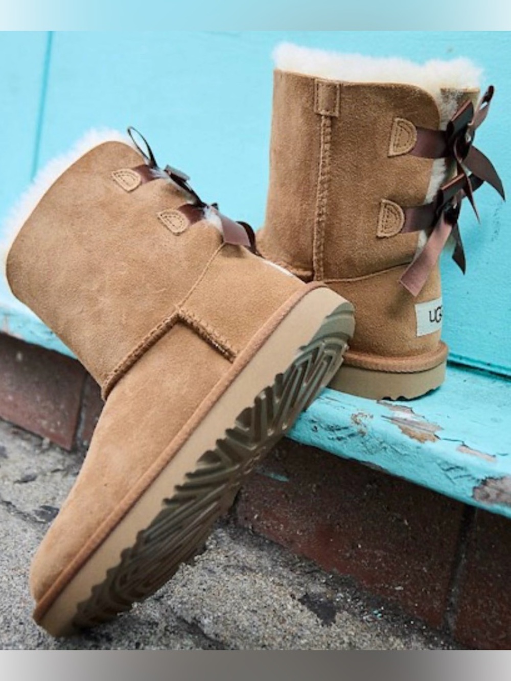 UGG® Bailey Bow II Boot - Little Kid / Big Kid - Chestnut SZ 10
